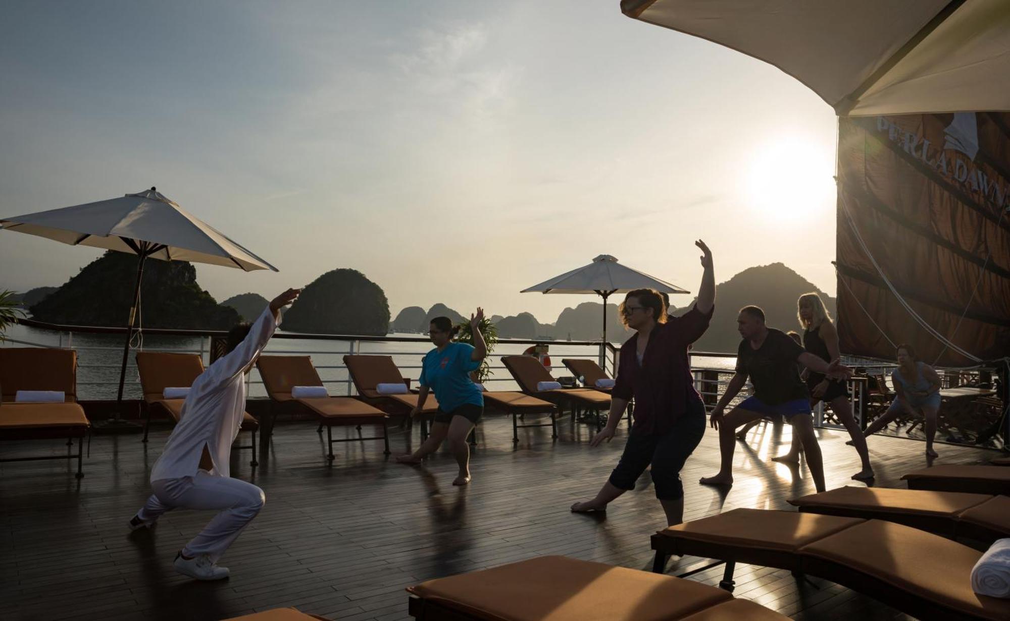 V'Spirit Cruise Hotel Ha Long Eksteriør billede