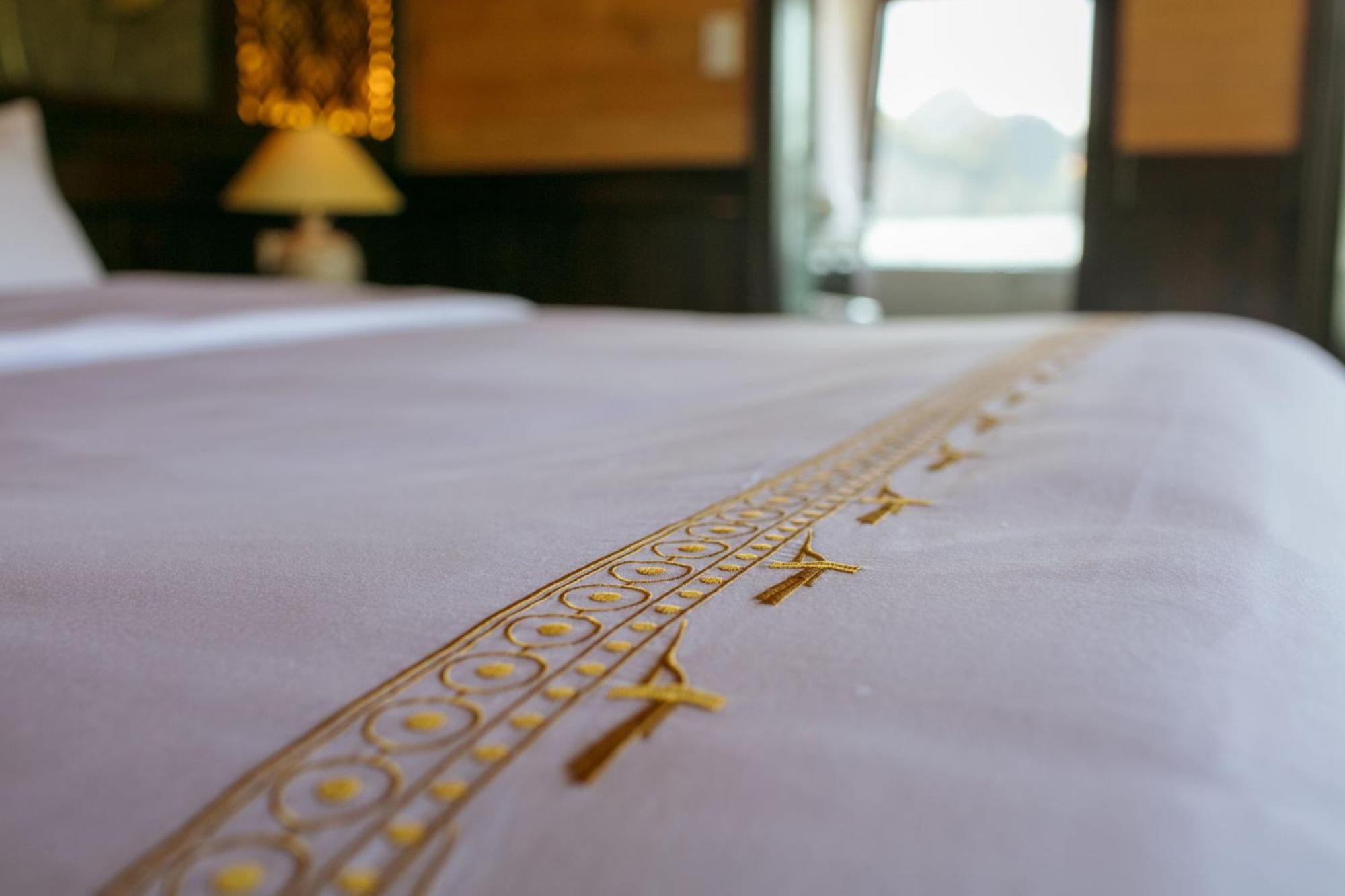 V'Spirit Cruise Hotel Ha Long Eksteriør billede