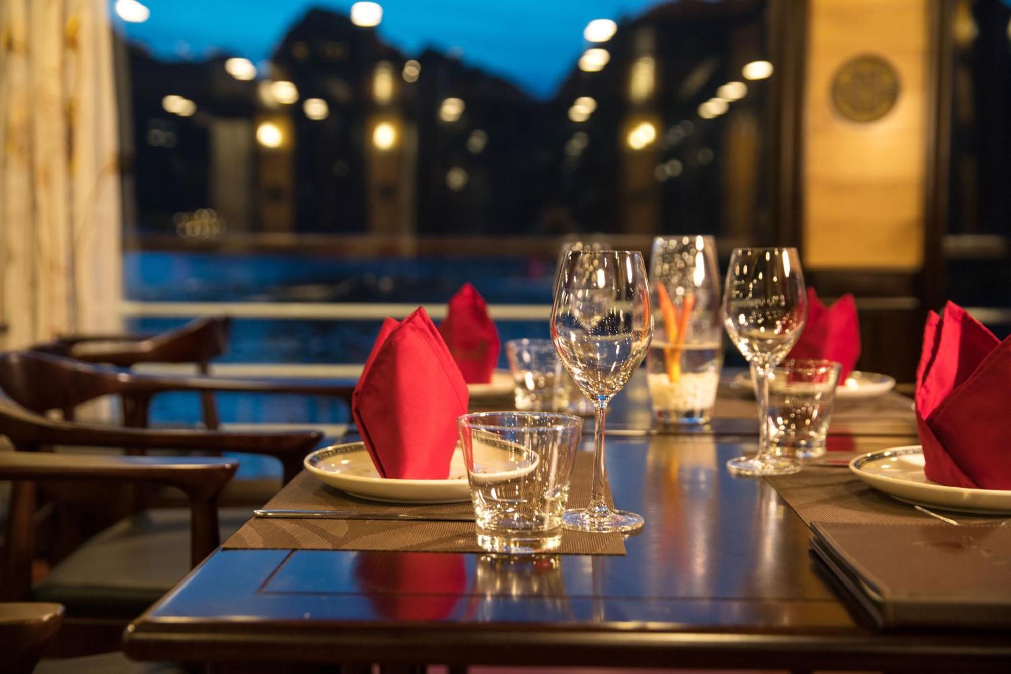 V'Spirit Cruise Hotel Ha Long Eksteriør billede